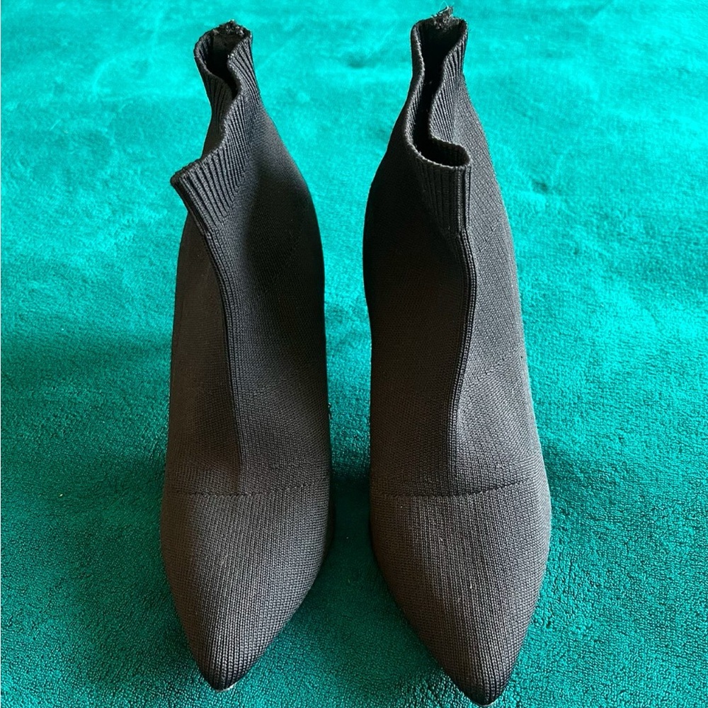 Shoe Republic Ankle Knit Boots, Sz 6.5